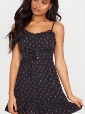 PrettyLittleThing Black Ditsy Rose Print Corset Detail Bodycon Mini Dress